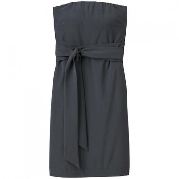 Athleta Dresses & Skirts - Athleta Strapless Anywhere dress (Soldout!)